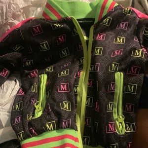 A set jacket an pants 🚨